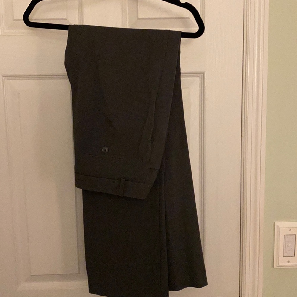 Grey Modern Fit Dress Pants